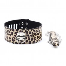 Wild Leopard Print Locking Collar with Leash 